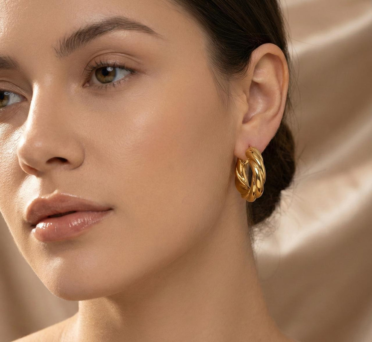 Twist Hoops