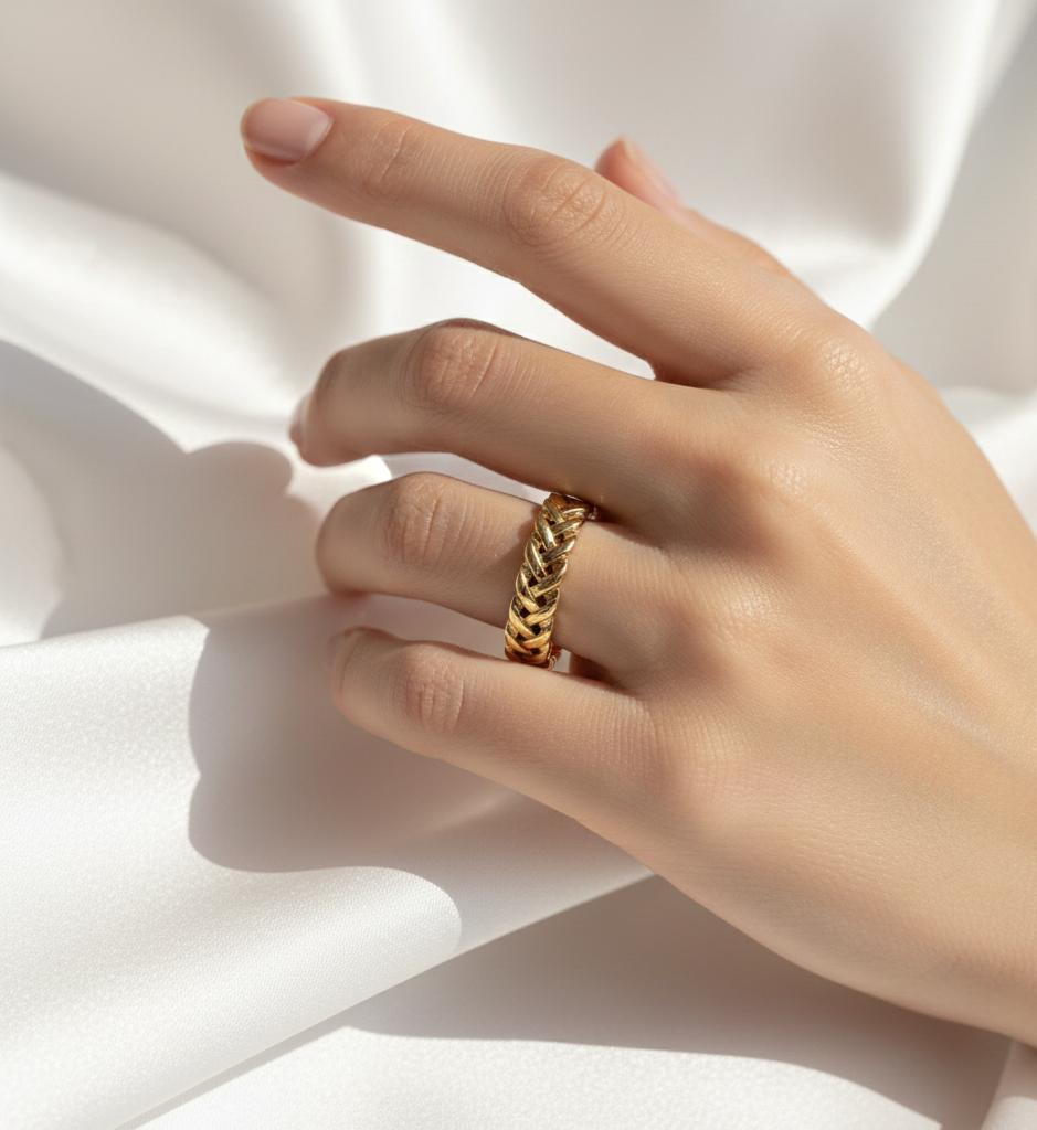 Aure Weave Ring