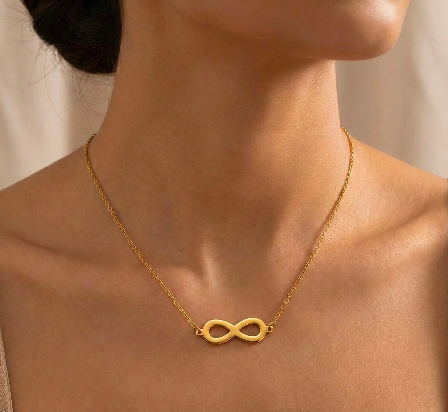 Infinity Glow Necklace